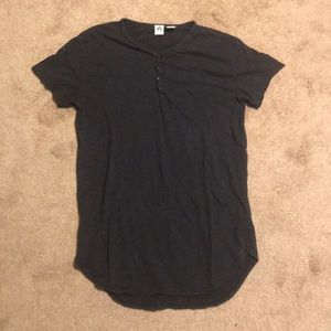 Three Feathers Urban outfitters Henley black